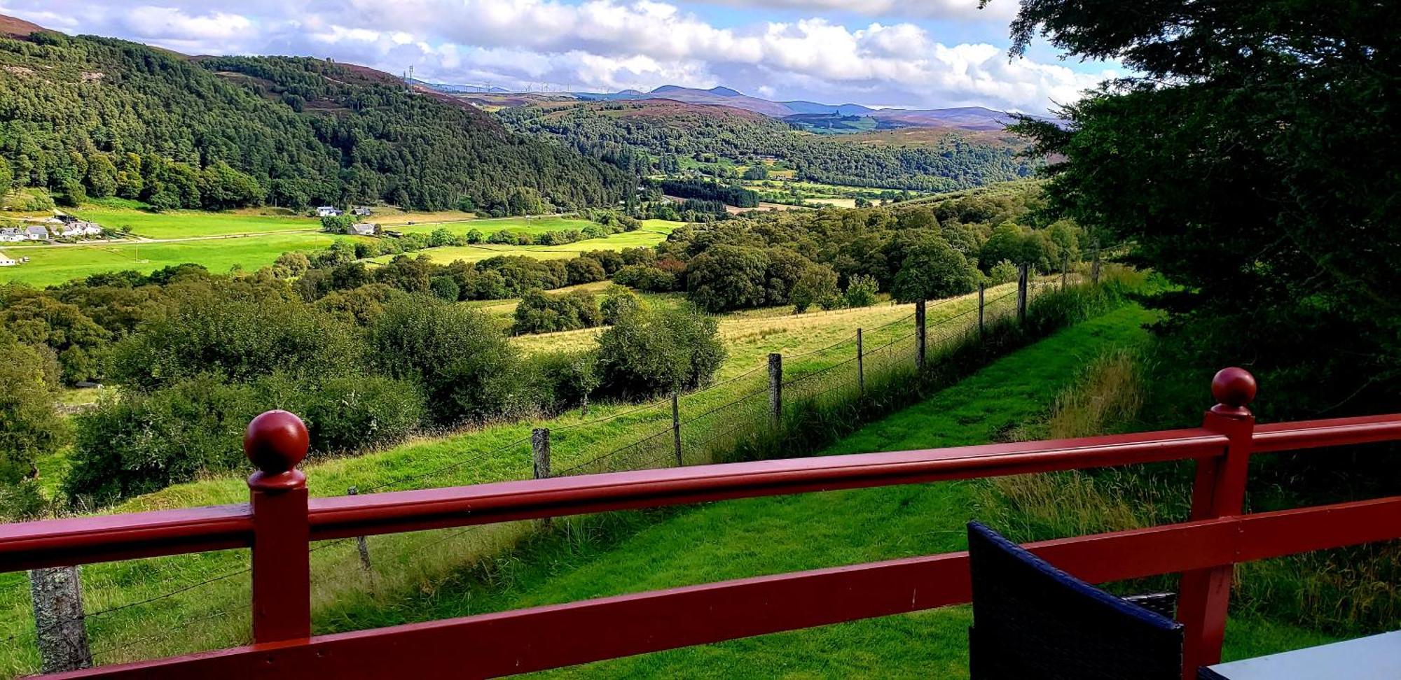 Highland Glen Lodges Rogart Exteriér fotografie