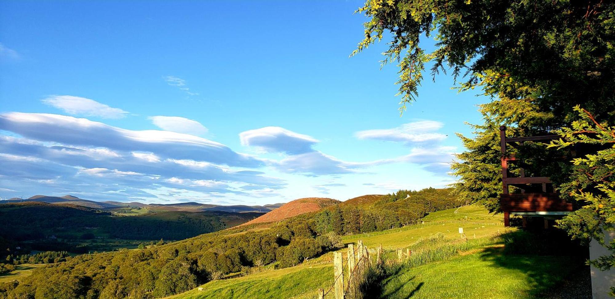 Highland Glen Lodges Rogart Exteriér fotografie